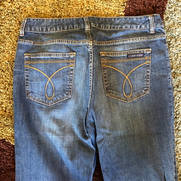 Calvin Klein Flare Jeans - Picture 8 of 8